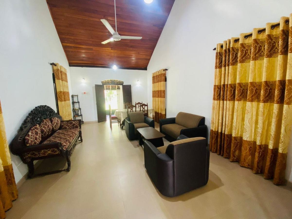 Colonial Bungalow Tangalle Exterior foto