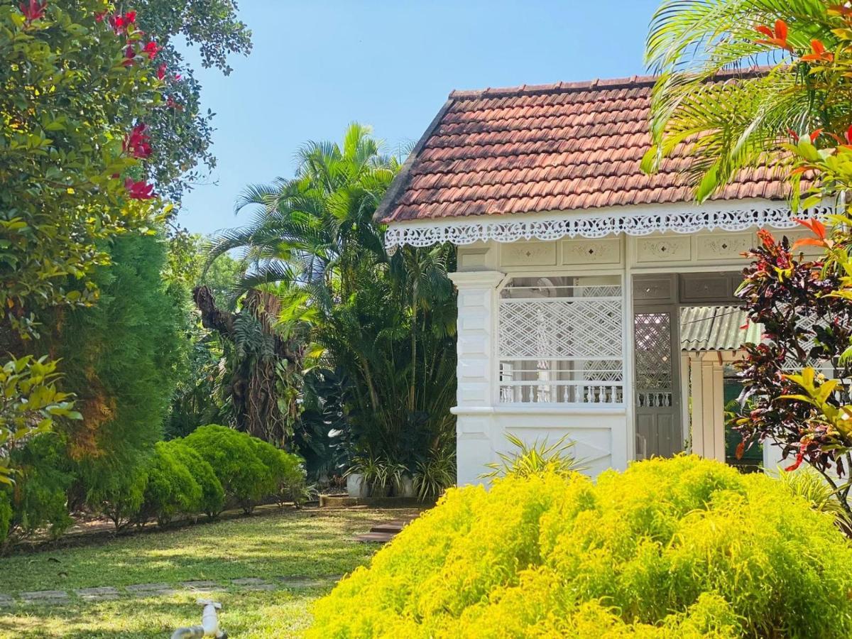 Colonial Bungalow Tangalle Exterior foto